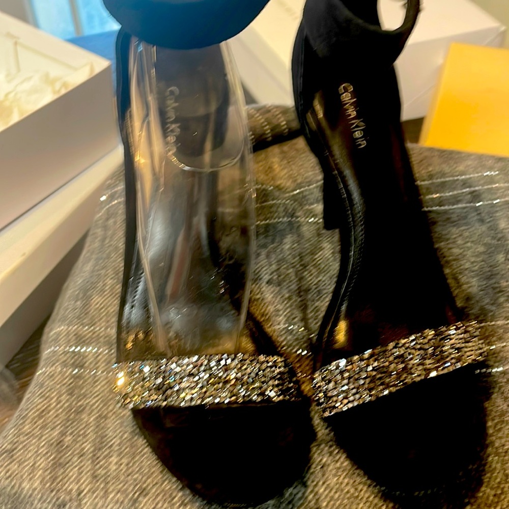 Calvin Klein black size 8 1/2 dress shoes with a 3 inch heel